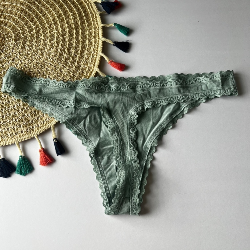 Victoria's Secret Lace Trim Cotton Lace Bow Thong Panty Green Stone L NEW - Picture 6 of 6
